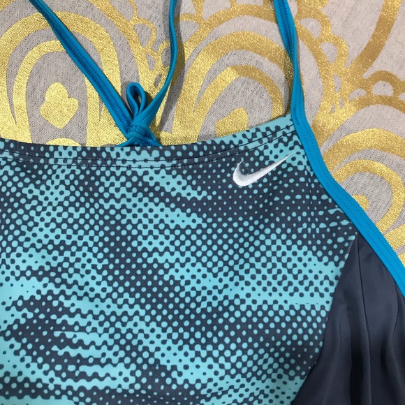 Nike tank top Sz L (AA15) - Picture 3 of 5